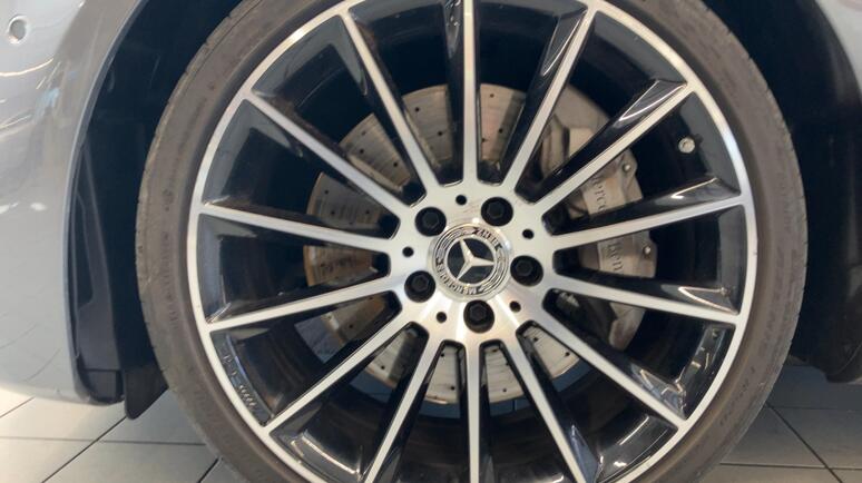 Mercedes-Benz - E 400 d 4MATIC T-Modell Mercedes-Benz - E 400 d 4MATIC T-Modell