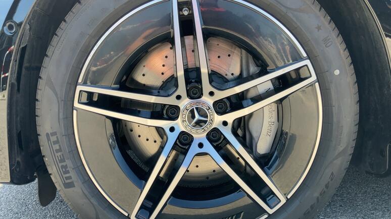 Mercedes-Benz - E 300 de 4MATIC T-Modell Mercedes-Benz - E 300 de 4MATIC T-Modell