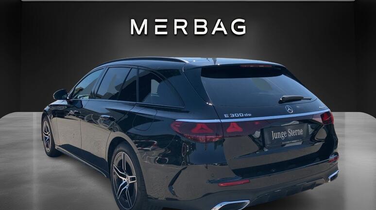 Mercedes-Benz - E 300 de 4MATIC T-Modell Mercedes-Benz - E 300 de 4MATIC T-Modell