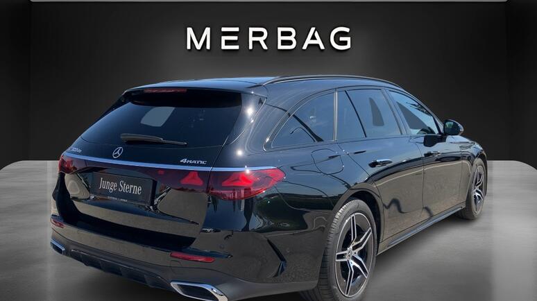 Mercedes-Benz - E 300 de 4MATIC T-Modell Mercedes-Benz - E 300 de 4MATIC T-Modell
