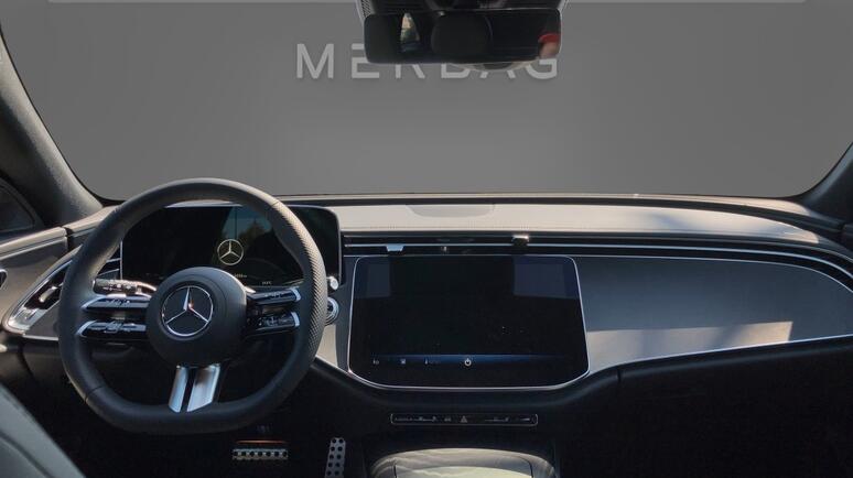 Mercedes-Benz - E 300 de 4MATIC T-Modell Mercedes-Benz - E 300 de 4MATIC T-Modell