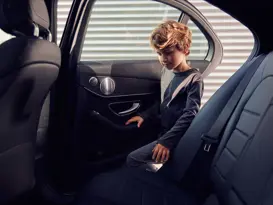 Finanzielle Flexibilität durch Leasing. Mercedes Versicherung