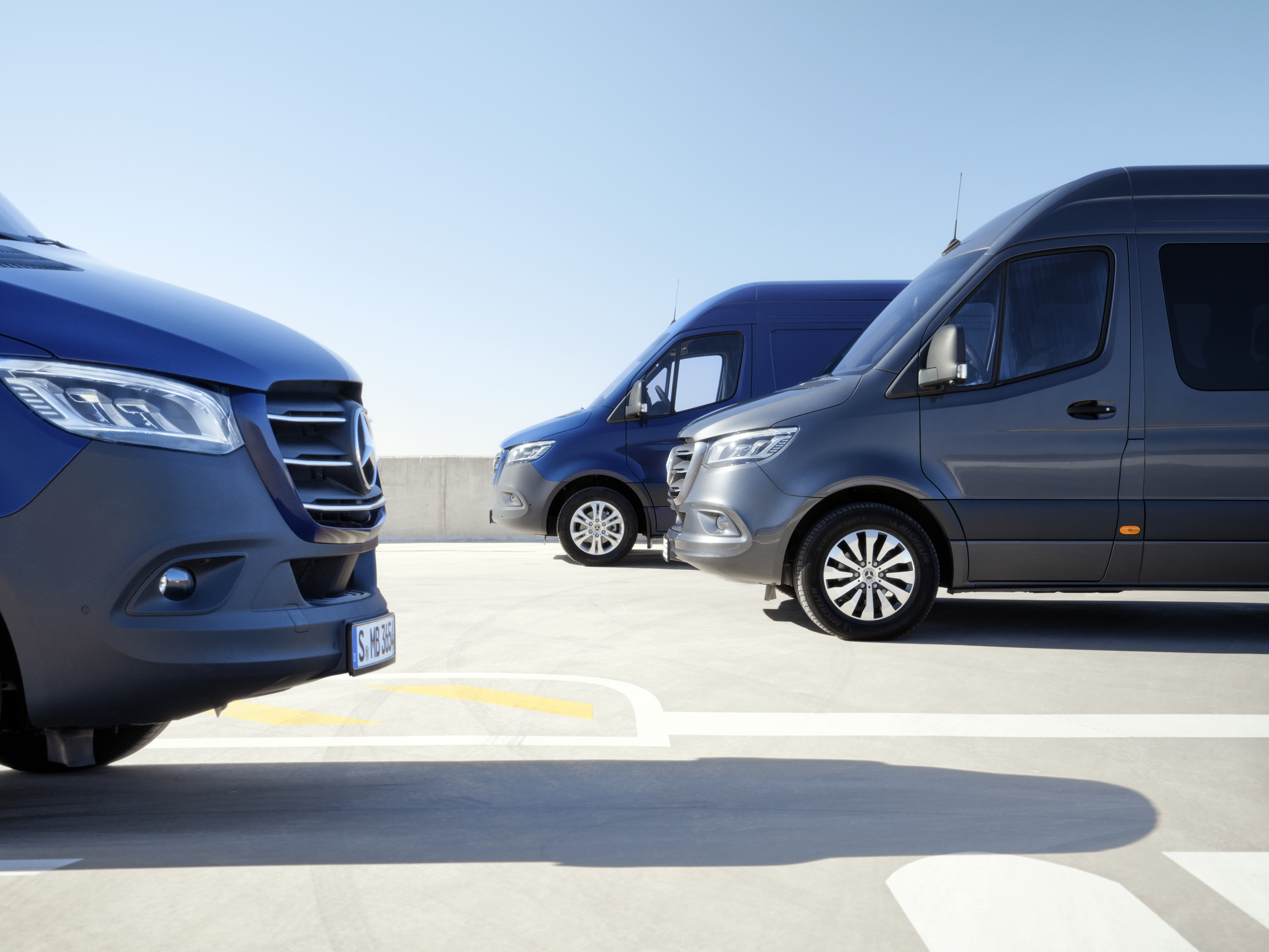 9678687 Sprinter 2024 M7.11 Sideshot Panel Van Tourer Ecirgb