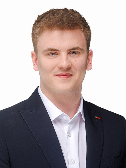 26 Moritz Degischer