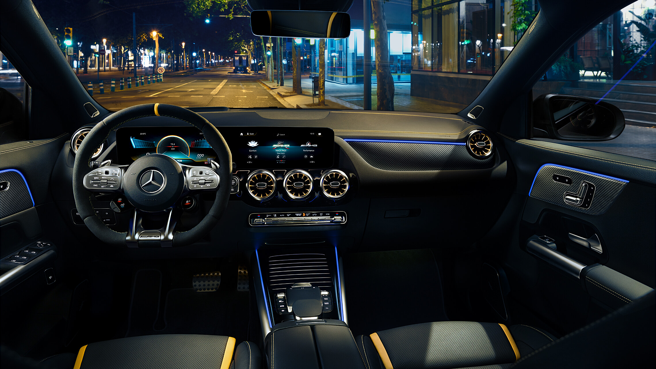 Mercedes AMG GLA 05